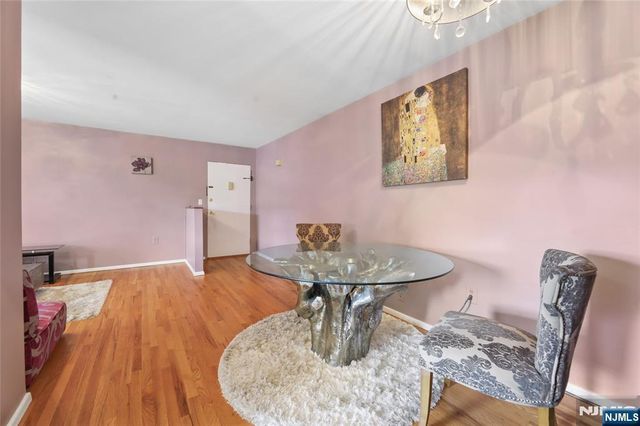 35 Knox Terrace 2C, Wayne, NJ 07470