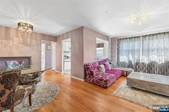 35 Knox Terrace 2C, Wayne, NJ 07470