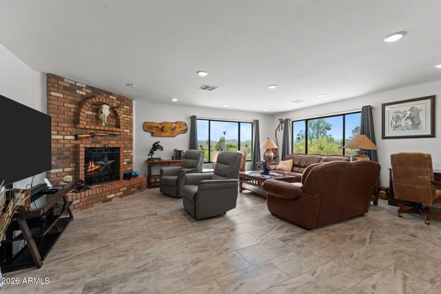 1455 N LAZY FOX Road, Wickenburg, AZ 85390