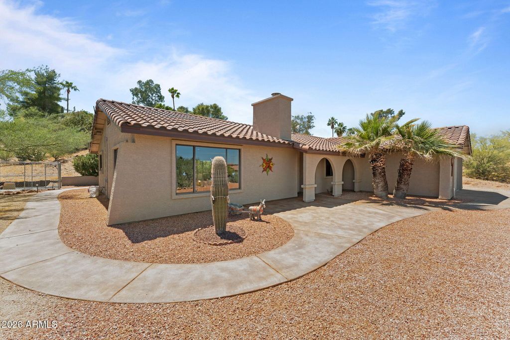 1455 N LAZY FOX Road, Wickenburg, AZ 85390 — photo 3