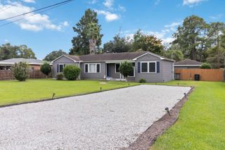 518 Loreauville Road, New Iberia, LA 70563