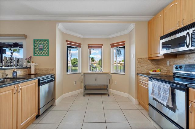 20918 SW 89th Path, Cutler Bay, FL 33189