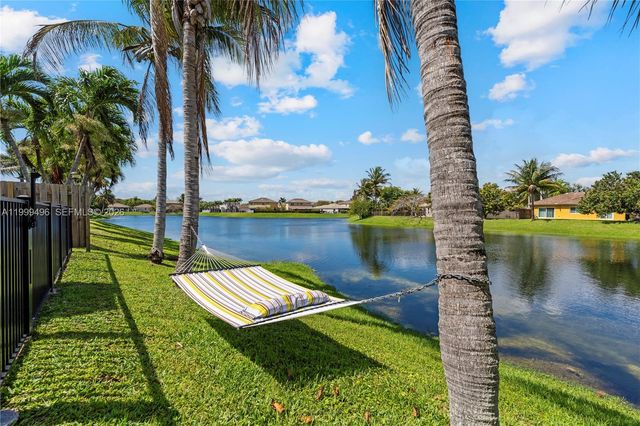 20918 SW 89th Path, Cutler Bay, FL 33189