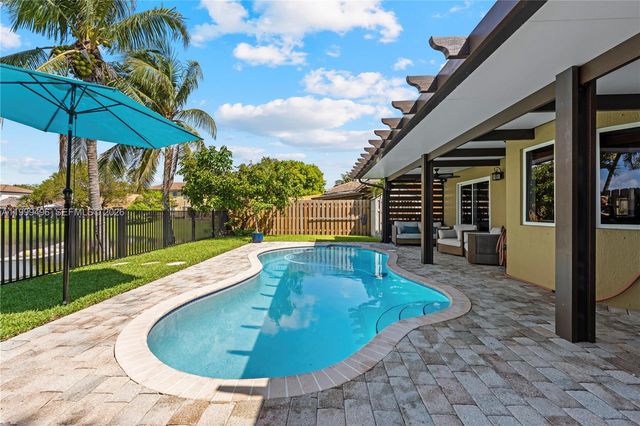 20918 SW 89th Path, Cutler Bay, FL 33189