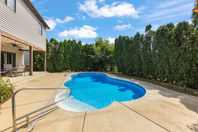 1299 Lance Avenue, Elburn, IL 60119