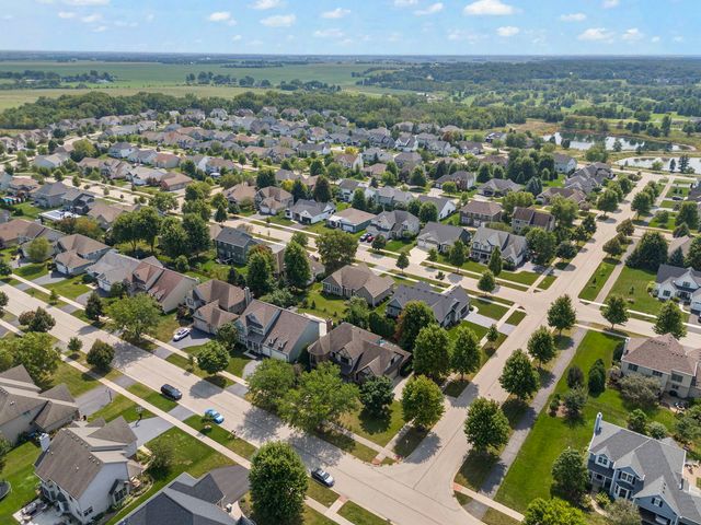 1299 Lance Avenue, Elburn, IL 60119
