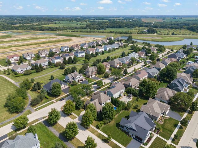 1299 Lance Avenue, Elburn, IL 60119