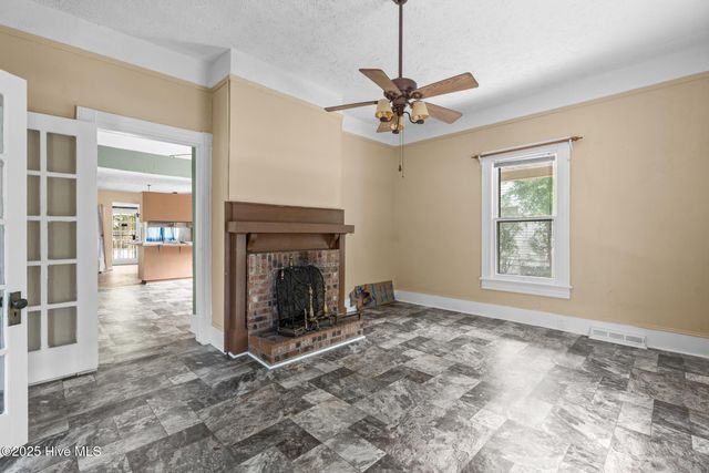 318 Spring Street, Hamlet, NC 28345