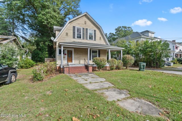 318 Spring Street, Hamlet, NC 28345