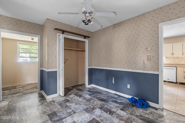 318 Spring Street, Hamlet, NC 28345