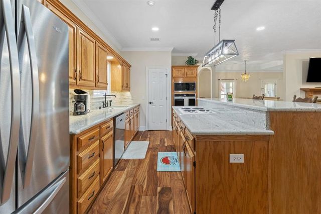 858 Ginny, Sulphur, LA 70663