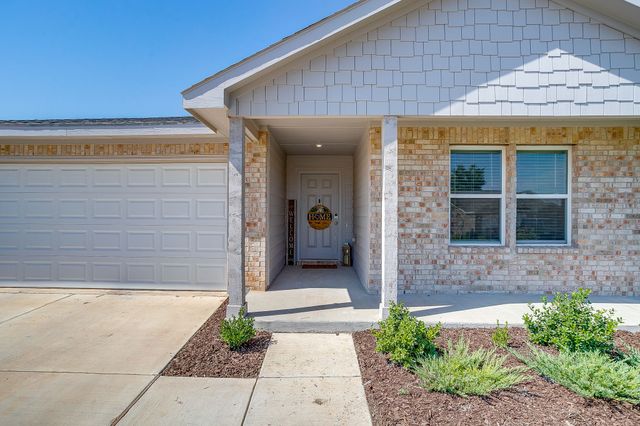 513 Jameson Street, Springtown, TX 76082
