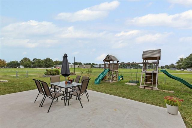 1335 S Olive Street, Ottawa, KS 66067