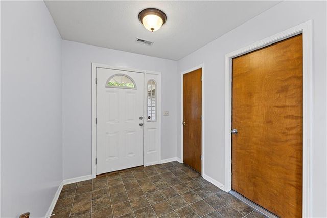 1335 S Olive Street, Ottawa, KS 66067