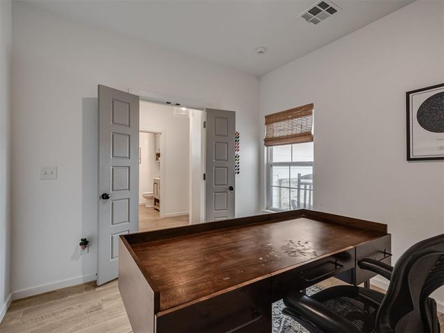 2709 SE 20th Circle, Moore, OK 73160