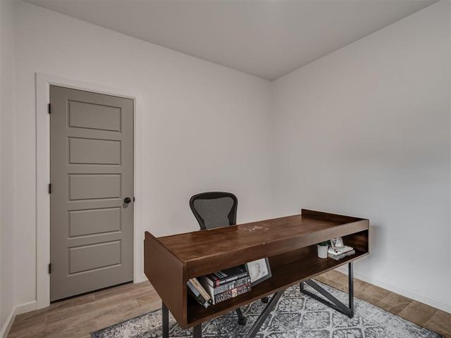 2709 SE 20th Circle, Moore, OK 73160