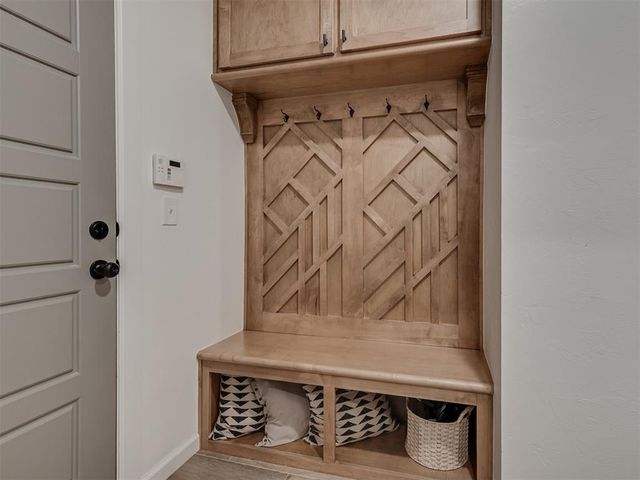 2709 SE 20th Circle, Moore, OK 73160