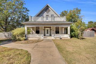 300 S Sparks Street, Alvarado, TX 76009