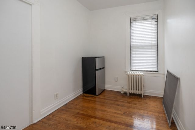 257 Franklin St, Elizabeth City, NJ 07206