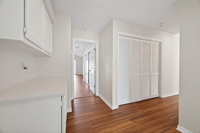 11635 Twinridge Lane, Houston, TX 77099