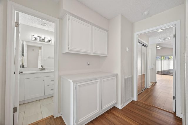 11635 Twinridge Lane, Houston, TX 77099