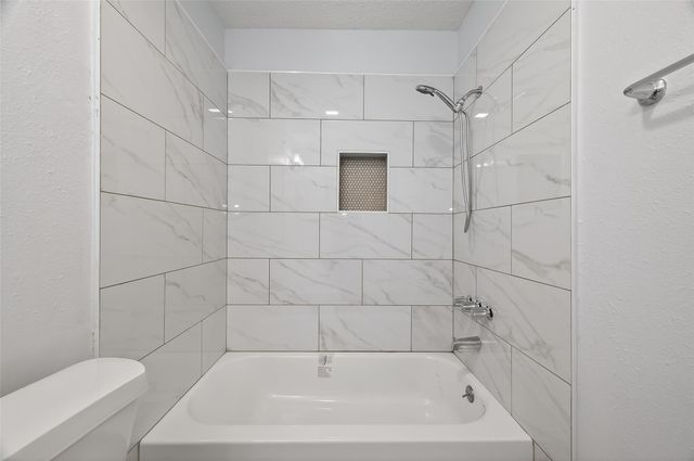 11635 Twinridge Lane, Houston, TX 77099