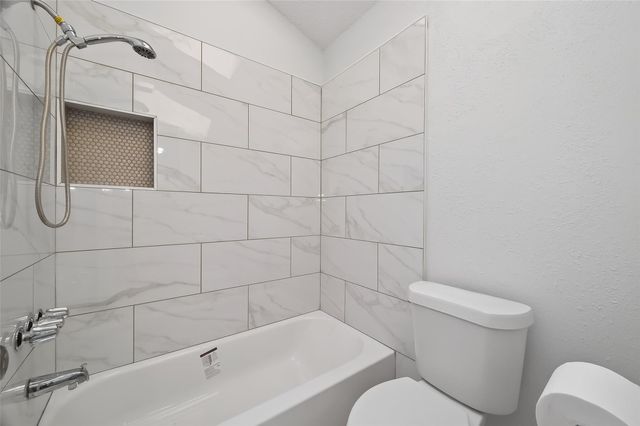 11635 Twinridge Lane, Houston, TX 77099