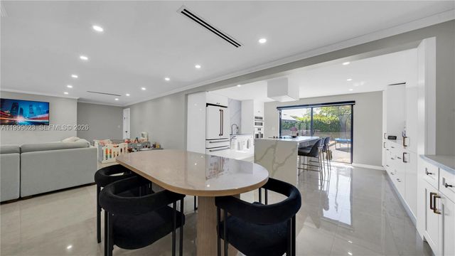 5316 Jackson St, Hollywood, FL 33021