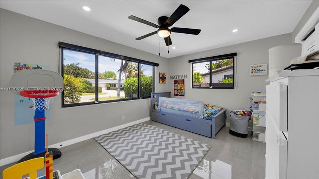 5316 Jackson St, Hollywood, FL 33021