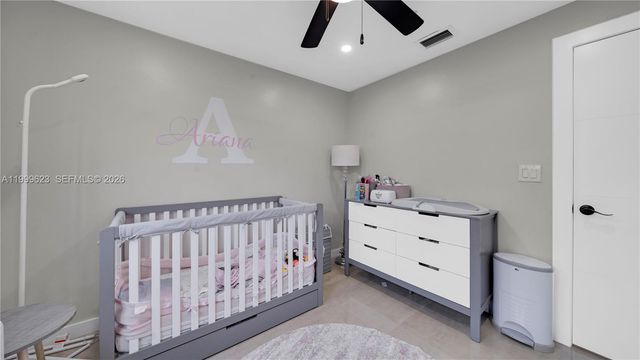 5316 Jackson St, Hollywood, FL 33021