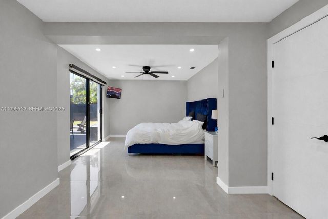 5316 Jackson St, Hollywood, FL 33021