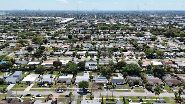 5316 Jackson St, Hollywood, FL 33021