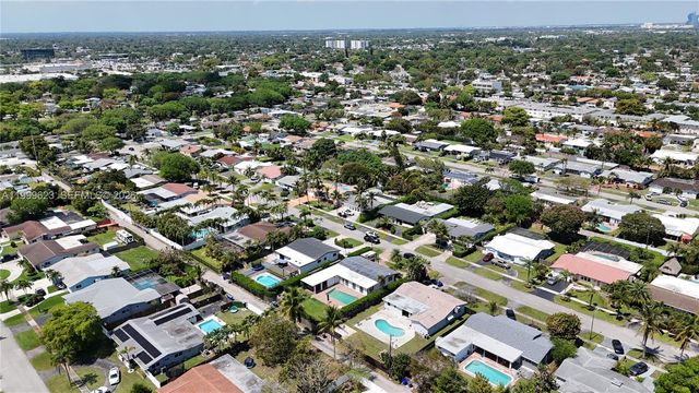 5316 Jackson St, Hollywood, FL 33021