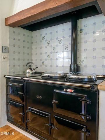 1104 Foothill Road, Ojai, CA 93023