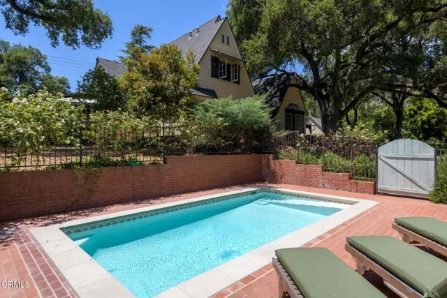 1104 Foothill Road, Ojai, CA 93023