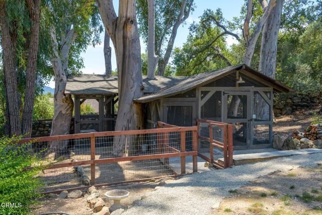 1104 Foothill Road, Ojai, CA 93023