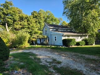 986 129th Avenue, Shelbyville, MI 49344