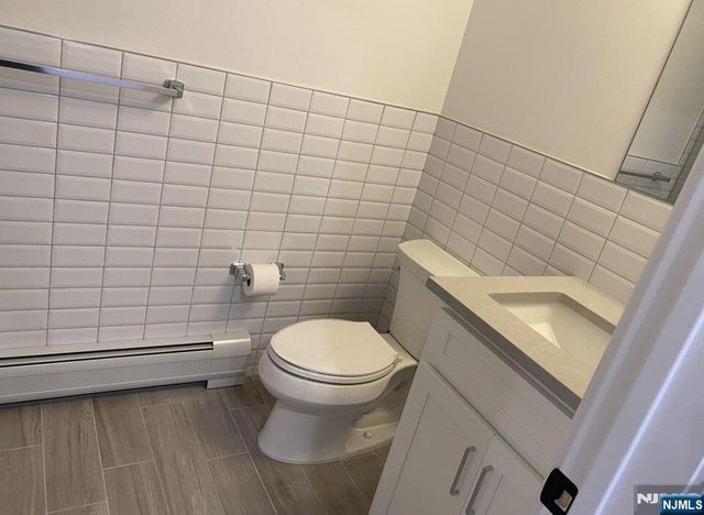 529 Lincoln B, Palisades Park, NJ 07650