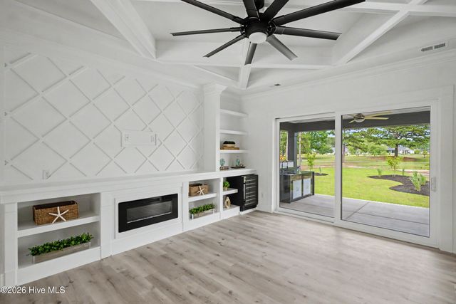 9421 Old Salem Way NW, Calabash, NC 28467