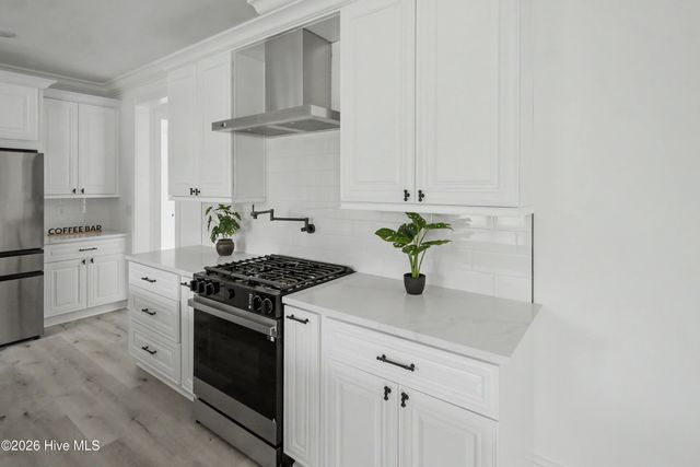 9421 Old Salem Way NW, Calabash, NC 28467