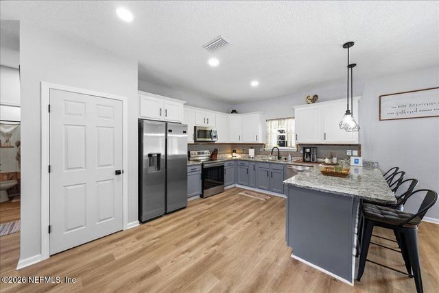 2098 HERMITAGE Place, Middleburg, FL 32068