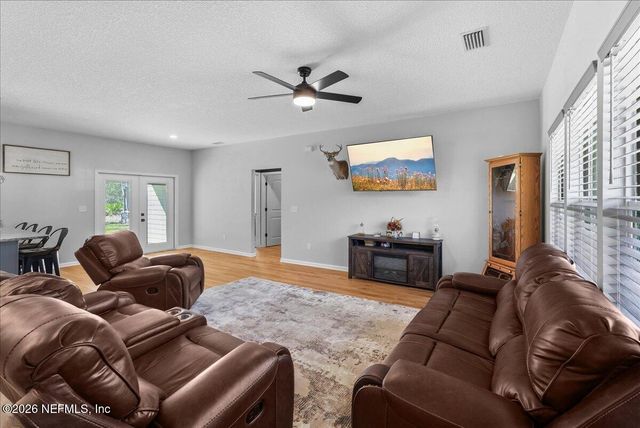 2098 HERMITAGE Place, Middleburg, FL 32068