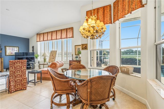 1000 White Tail Avenue SW, Vero Beach, FL 32968