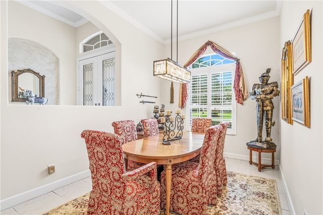 1000 White Tail Avenue SW, Vero Beach, FL 32968