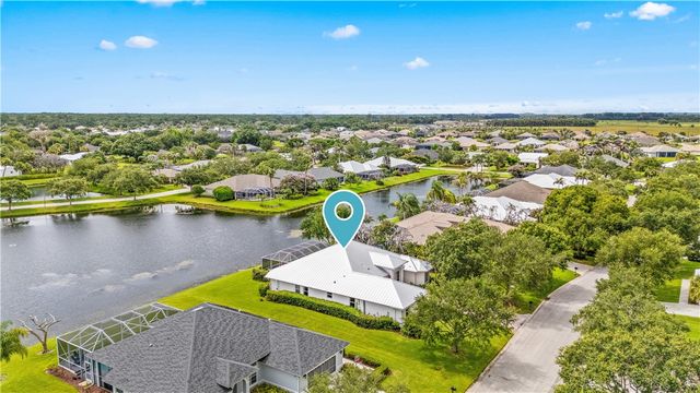 1000 White Tail Avenue SW, Vero Beach, FL 32968