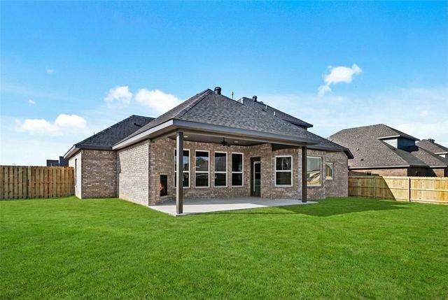 1200 Fierce Lane, Centerton, AR 72719