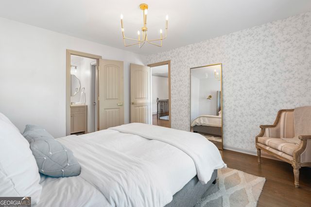 108 AUTUMN GLEN Drive, Woodstock, GA 30188