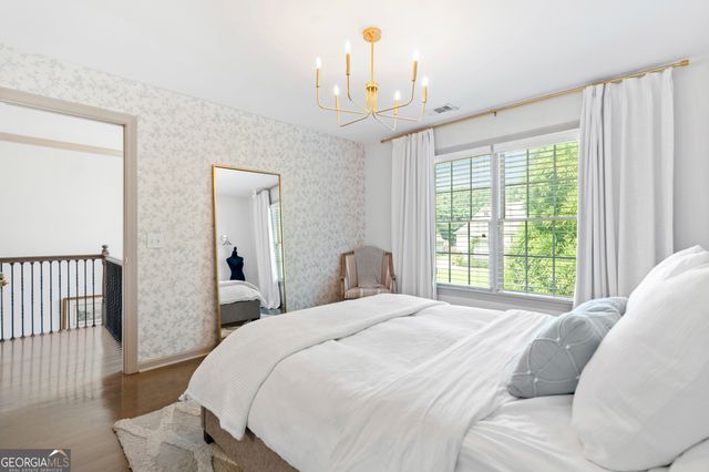 108 AUTUMN GLEN Drive, Woodstock, GA 30188