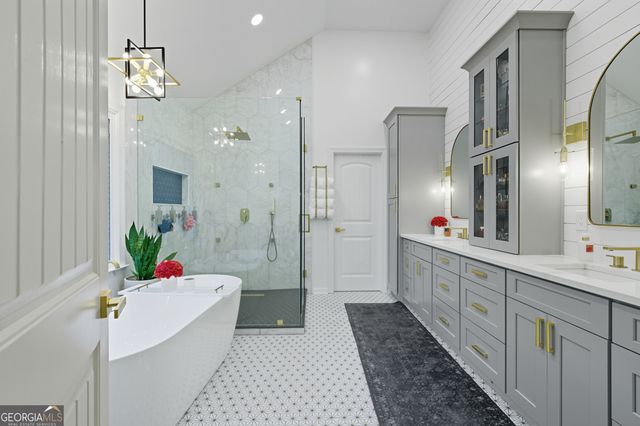 108 AUTUMN GLEN Drive, Woodstock, GA 30188