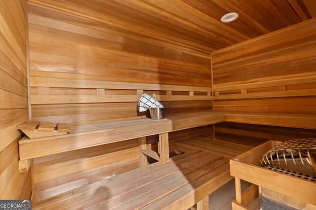 108 AUTUMN GLEN Drive, Woodstock, GA 30188